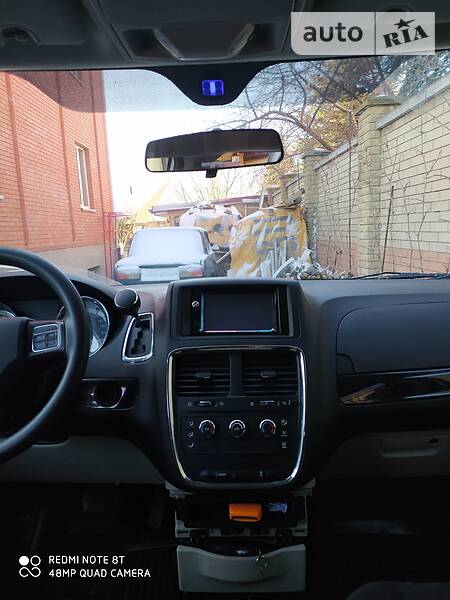 Мінівен Dodge Grand Caravan 2017 в Києві