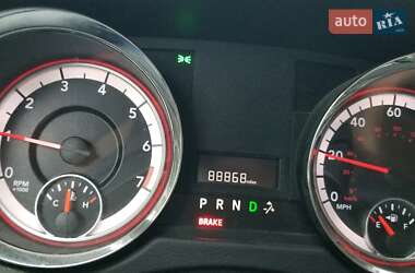 Минивэн Dodge Grand Caravan 2017 в 