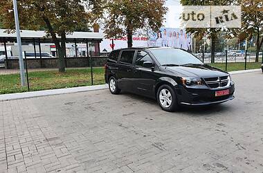 Мінівен Dodge Grand Caravan 2015 в Києві