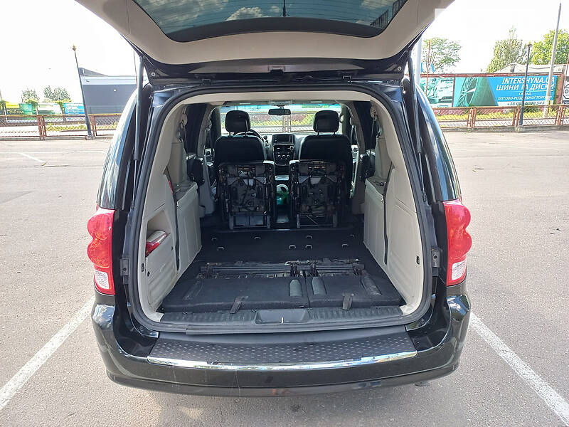 Минивэн Dodge Grand Caravan 2016 в Одессе