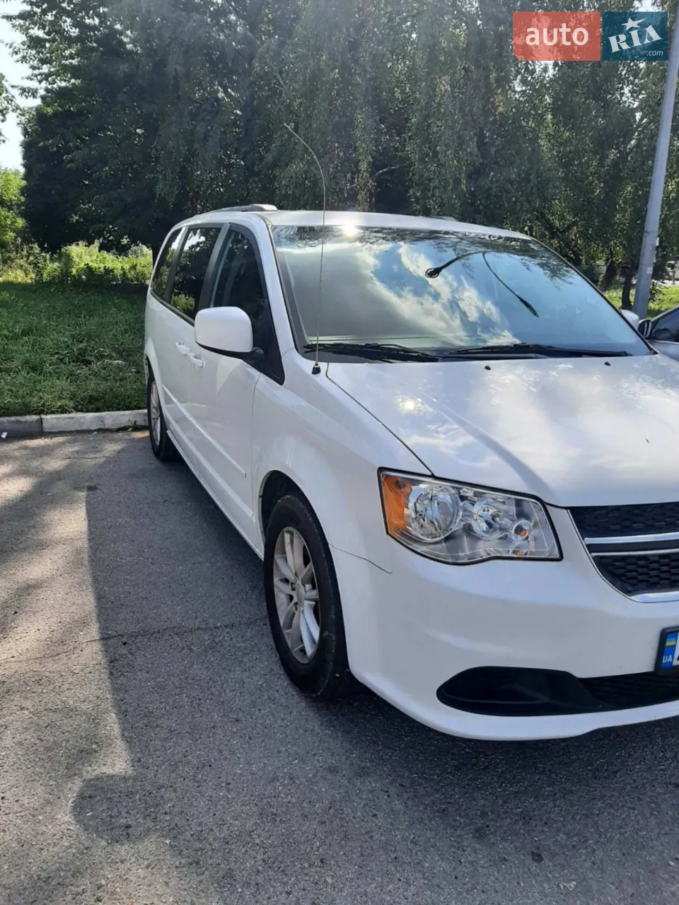 2017 Dodge Caravan - мініатюра 13
