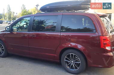 Мінівен Dodge Grand Caravan 2017 в 