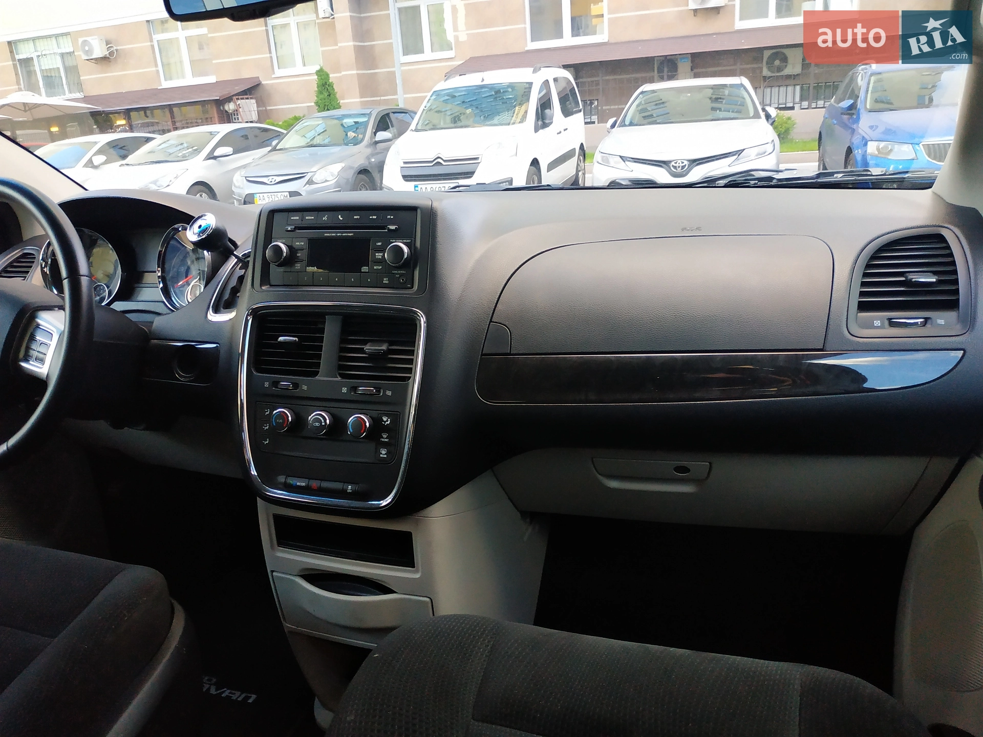 2016 Dodge Caravan - мініатюра 5