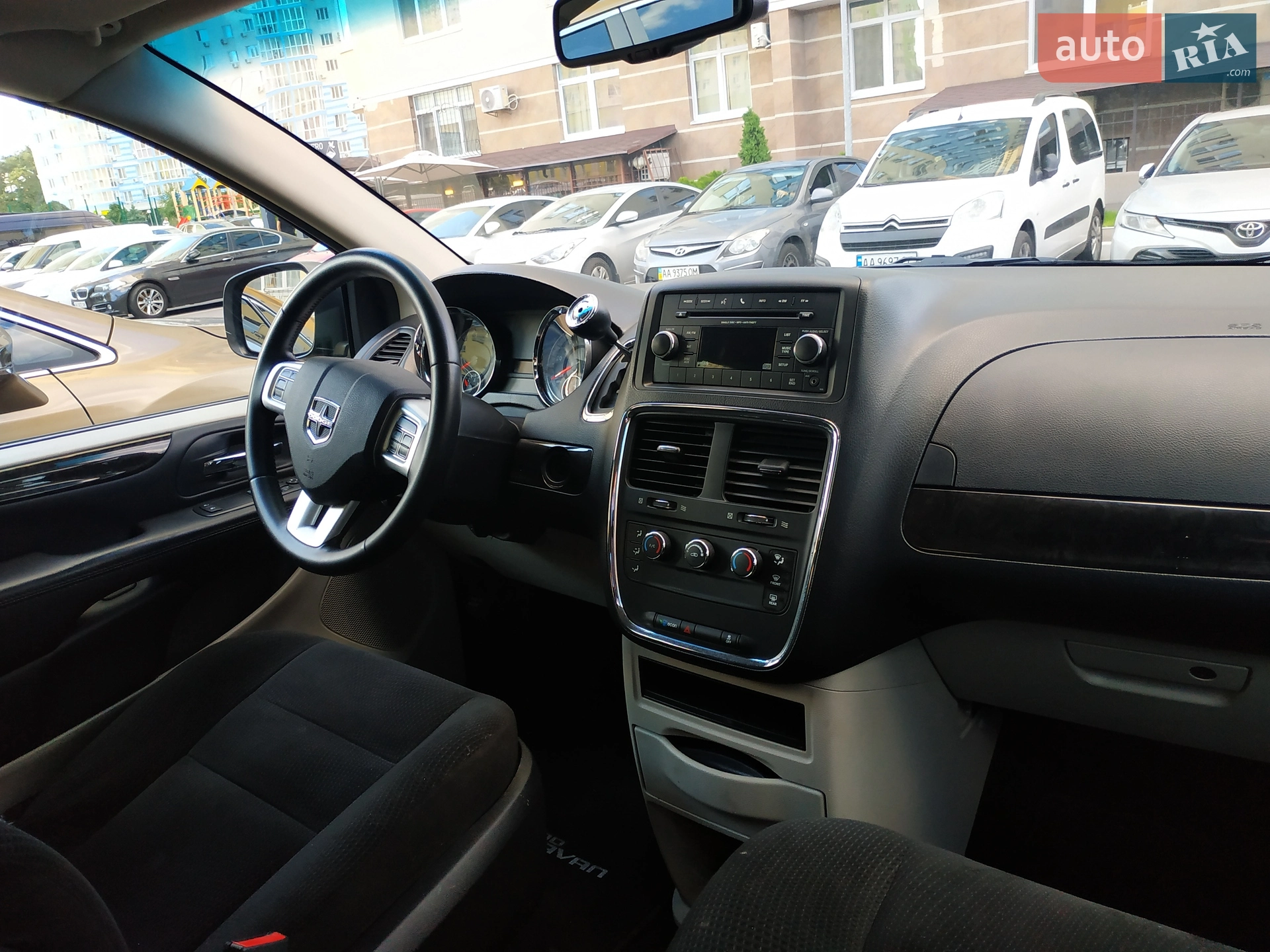 2016 Dodge Caravan - мініатюра 7