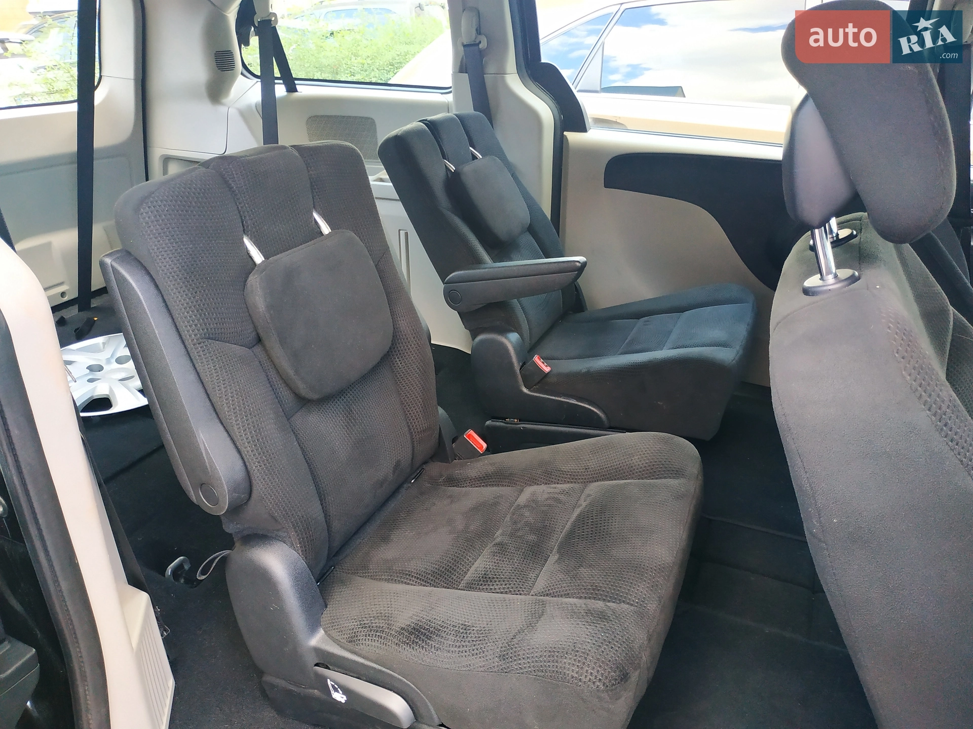 2016 Dodge Caravan - мініатюра 10