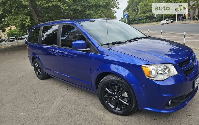 Минивэн Dodge Grand Caravan 2019 в Одессе