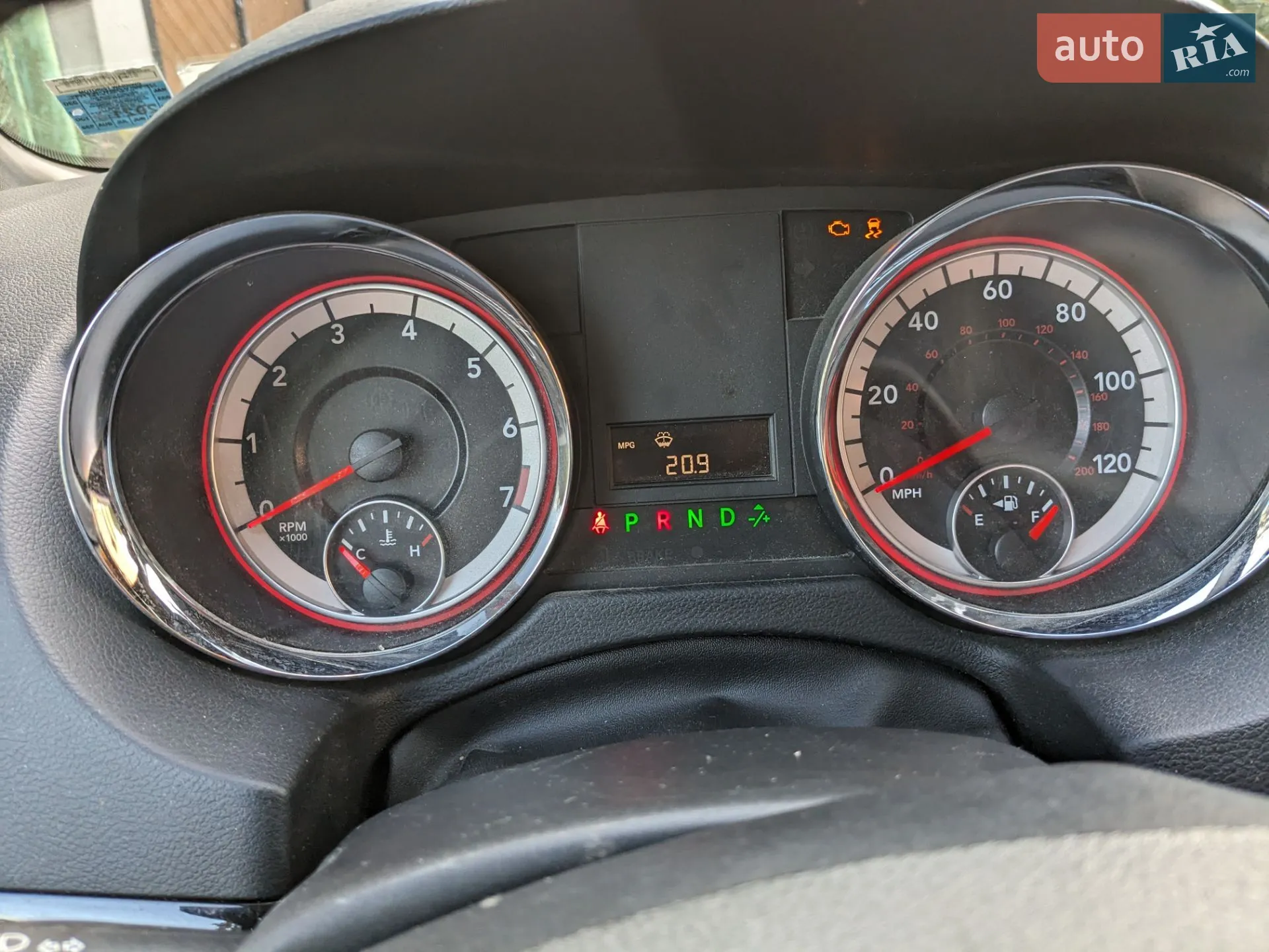 2017 Dodge Caravan - мініатюра 26