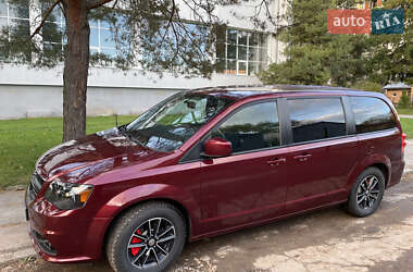 Dodge Grand Caravan 2018