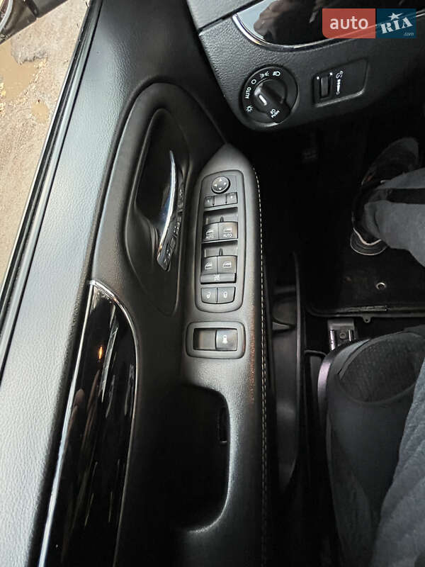 Минивэн Dodge Grand Caravan 2018 в Дрогобыче