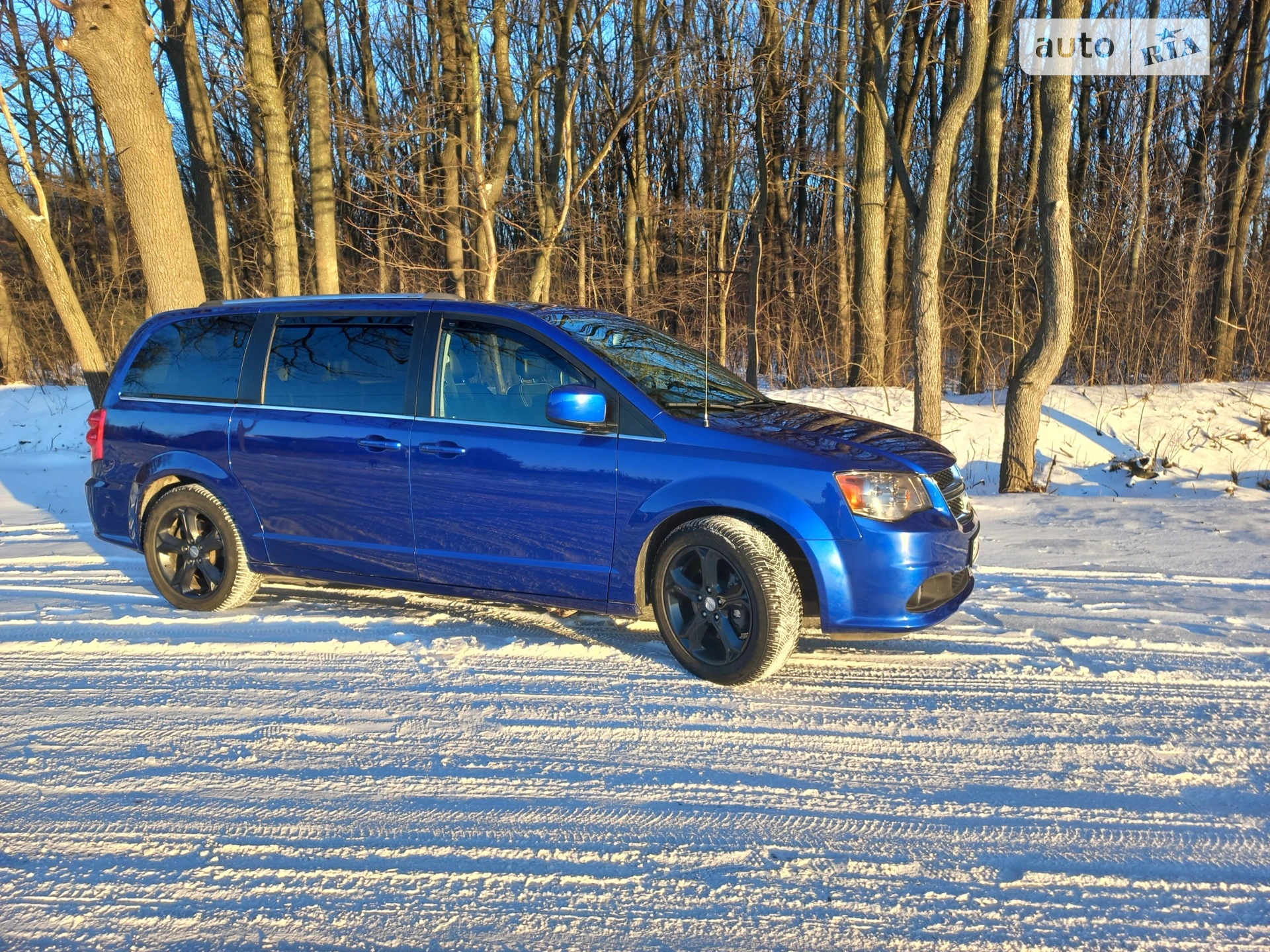 2019 Dodge Caravan - мініатюра 25
