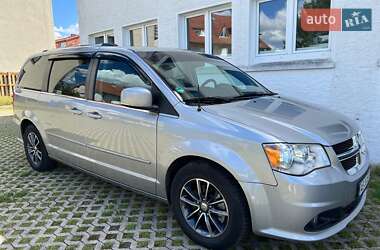 Dodge Grand Caravan 2017