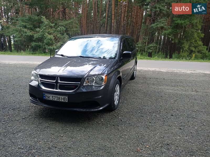 Мінівен Dodge Grand Caravan 2014 в Смизі