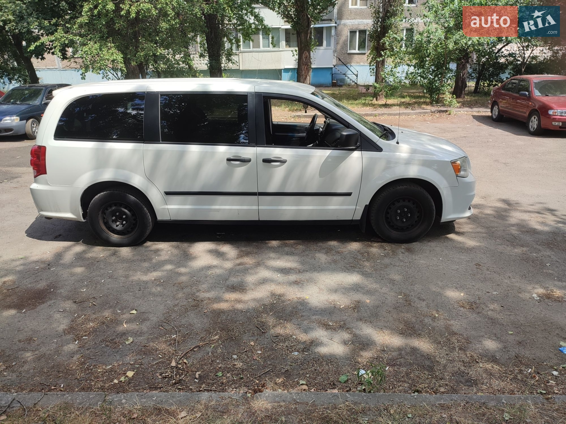 2012 Dodge Caravan - мініатюра 3