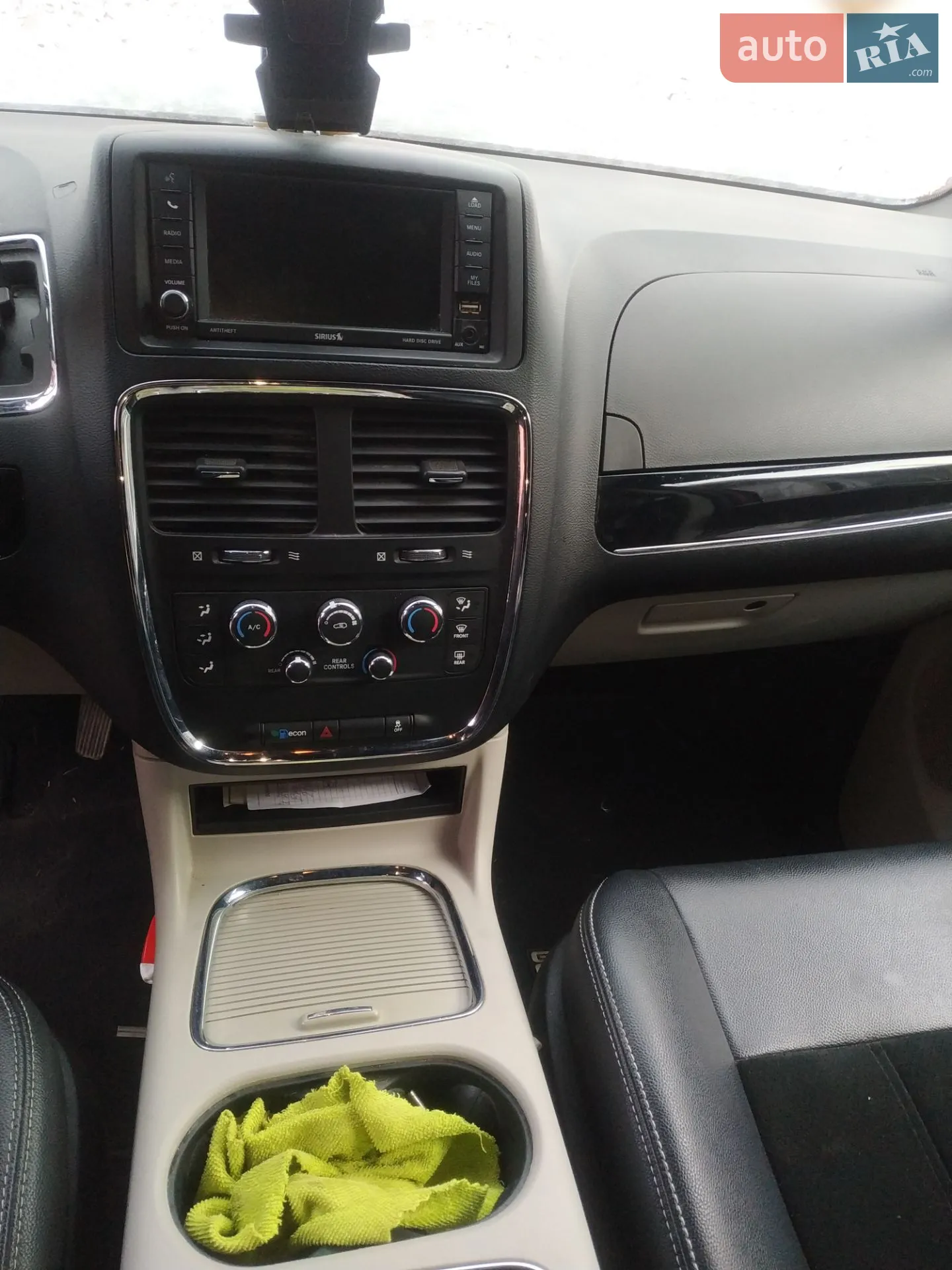 2017 Dodge Caravan - мініатюра 11