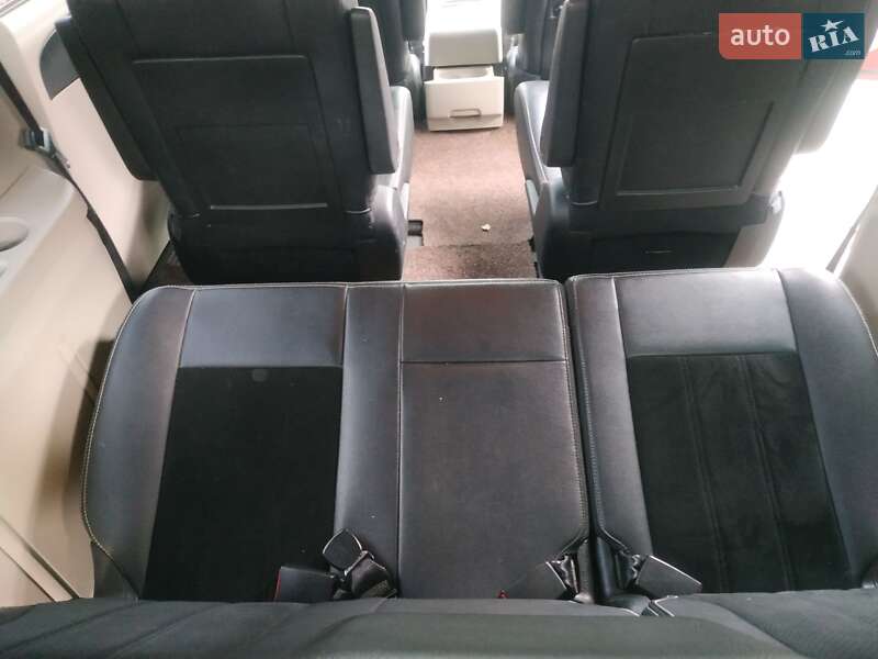 Мінівен Dodge Grand Caravan 2017 в Боярці