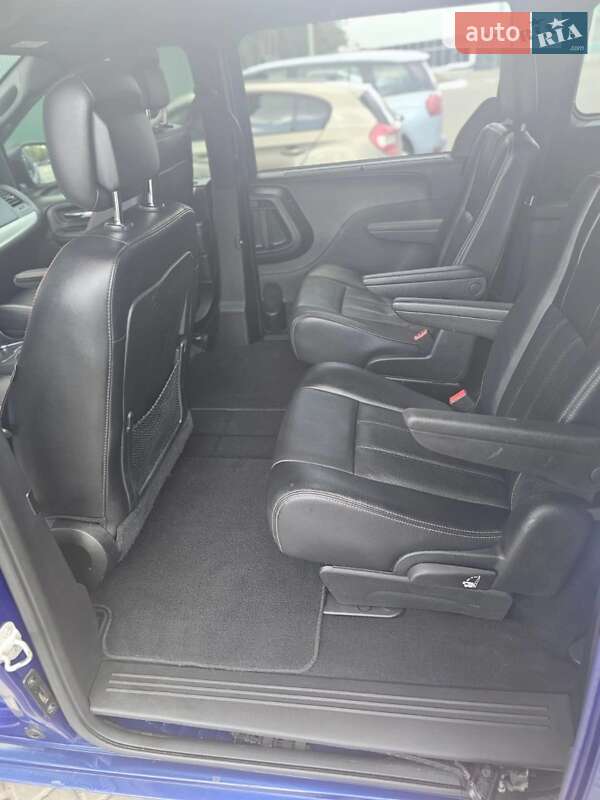 Мінівен Dodge Grand Caravan 2019 в Одесі