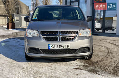 Мінівен Dodge Grand Caravan 2015 в Києві