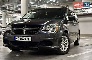 Мінівен Dodge Grand Caravan 2016 в Києві