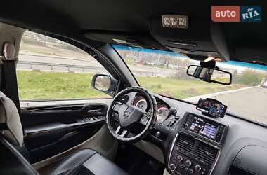 Минивэн Dodge Grand Caravan 2018 в 