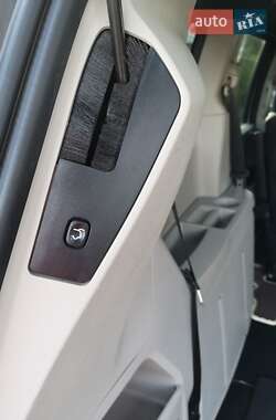 Минивэн Dodge Grand Caravan 2020 в 