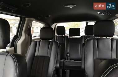 Минивэн Dodge Grand Caravan 2020 в 