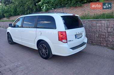 Мінівен Dodge Grand Caravan 2017 в 