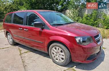 Минивэн Dodge Grand Caravan 2016 в 