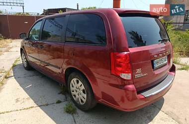 Минивэн Dodge Grand Caravan 2016 в 