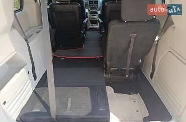 Минивэн Dodge Grand Caravan 2016 в 