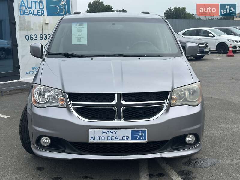Мінівен Dodge Grand Caravan 2017 в Києві