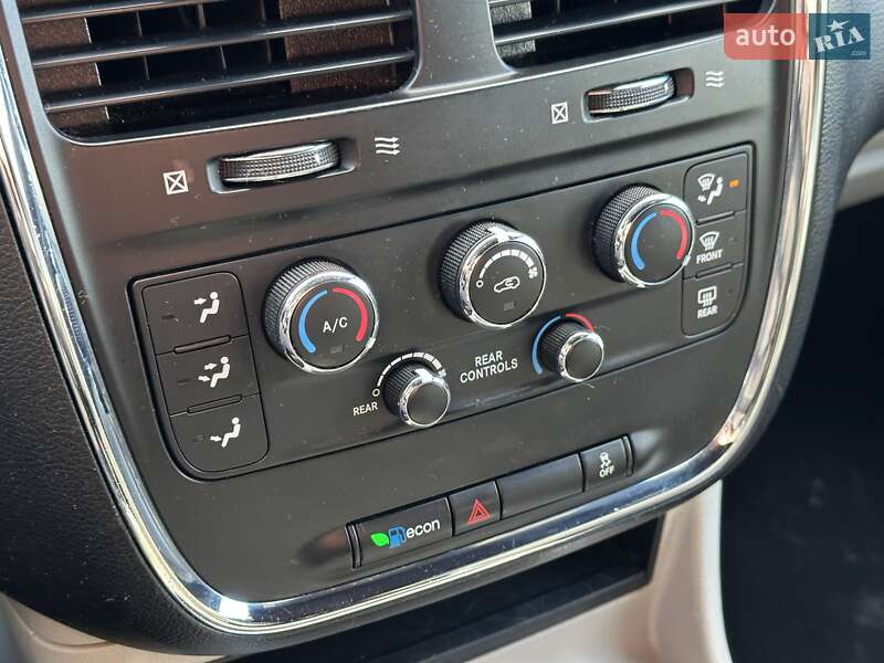 Мінівен Dodge Grand Caravan 2017 в Києві