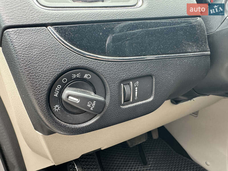 Мінівен Dodge Grand Caravan 2017 в Києві