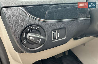 Мінівен Dodge Grand Caravan 2017 в 