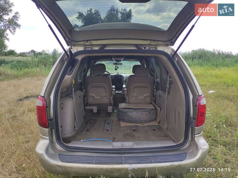 Минивэн Dodge Grand Caravan 2003 в Барвенкове