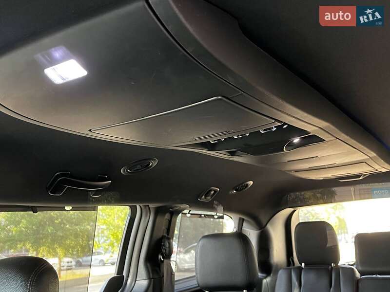 Минивэн Dodge Grand Caravan 2017 в Днепре