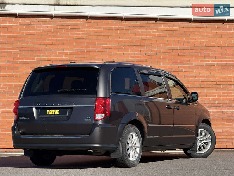 Минивэн Dodge Grand Caravan 2019 в Киеве фото 16 Минивэн Dodge Grand Caravan 2019 в Киеве