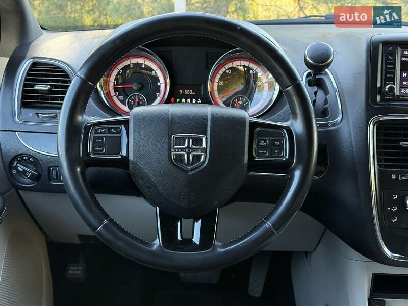 Минивэн Dodge Grand Caravan 2019 в Киеве фото 20 Минивэн Dodge Grand Caravan 2019 в Киеве