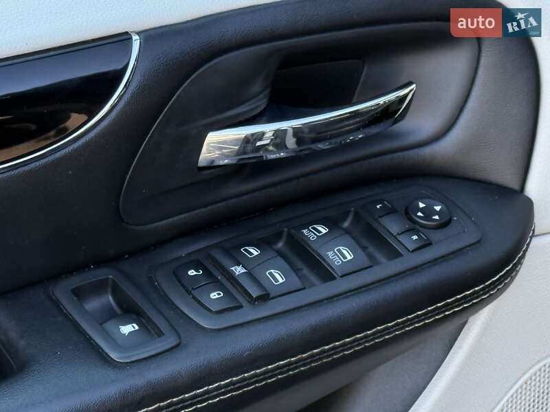 Минивэн Dodge Grand Caravan 2019 в Киеве фото 30 Минивэн Dodge Grand Caravan 2019 в Киеве