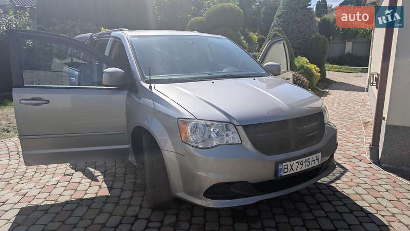 Минивэн Dodge Grand Caravan 2016 в Хмельницком фото 9 Минивэн Dodge Grand Caravan 2016 в Хмельницком