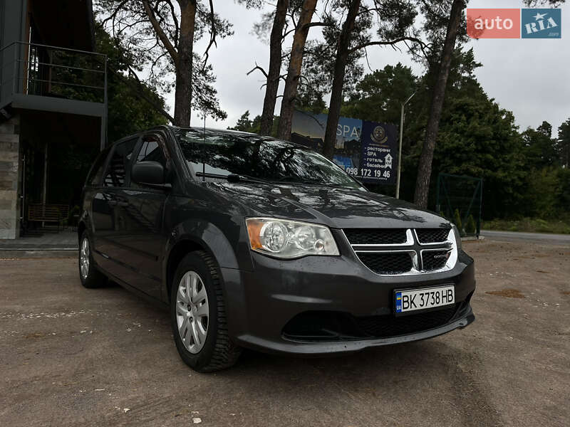 Минивэн Dodge Grand Caravan 2014 в Ровно фото 4 Минивэн Dodge Grand Caravan 2014 в Ровно