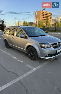 Мінівен Dodge Grand Caravan 2019 в Бучі