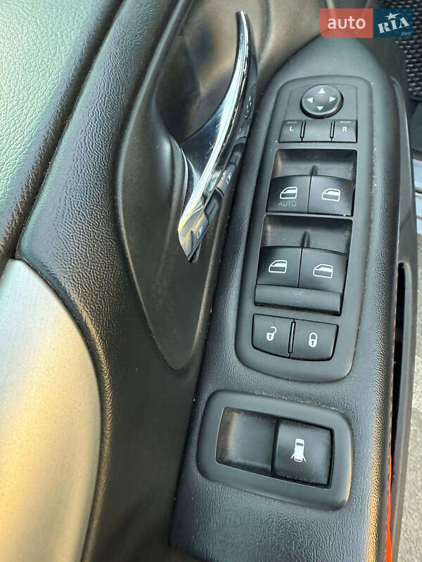 Минивэн Dodge Grand Caravan 2019 в Буче