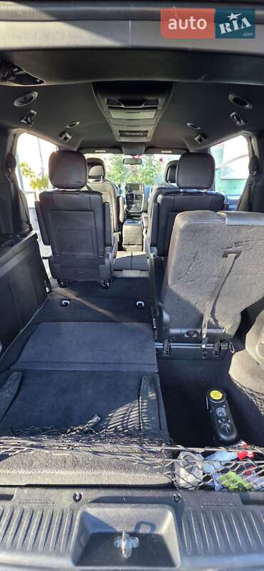 Мінівен Dodge Grand Caravan 2017 в Києві