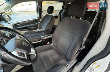 Мінівен Dodge Grand Caravan 2017 в 