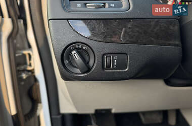 Мінівен Dodge Grand Caravan 2017 в 