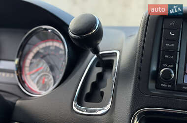 Мінівен Dodge Grand Caravan 2017 в 