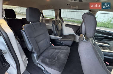 Мінівен Dodge Grand Caravan 2017 в 