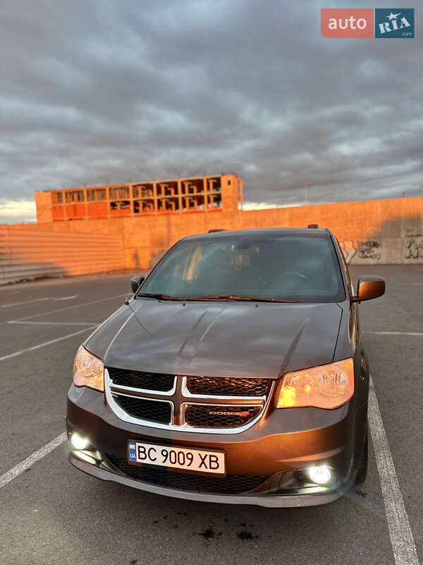 Мінівен Dodge Grand Caravan 2020 в Львові фото 2 Мінівен Dodge Grand Caravan 2020 в Львові