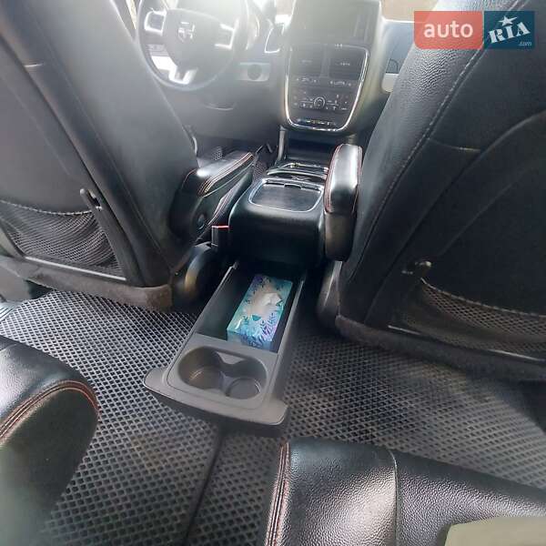 Мінівен Dodge Grand Caravan 2018 в Одесі