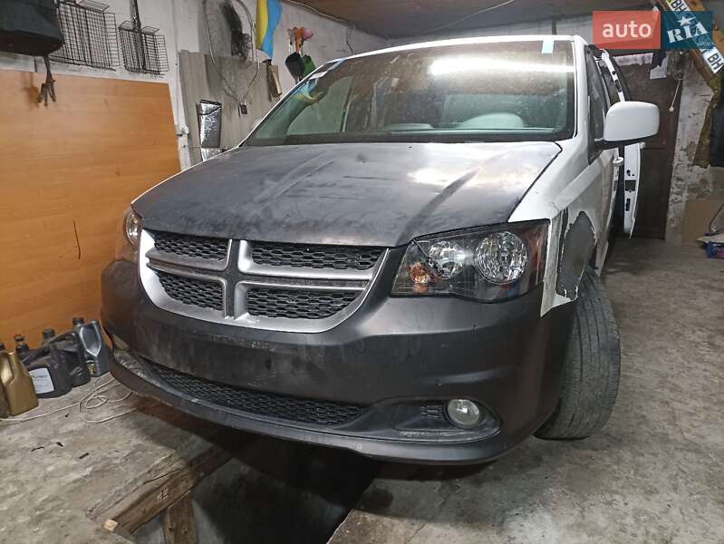 Dodge Grand Caravan 2020